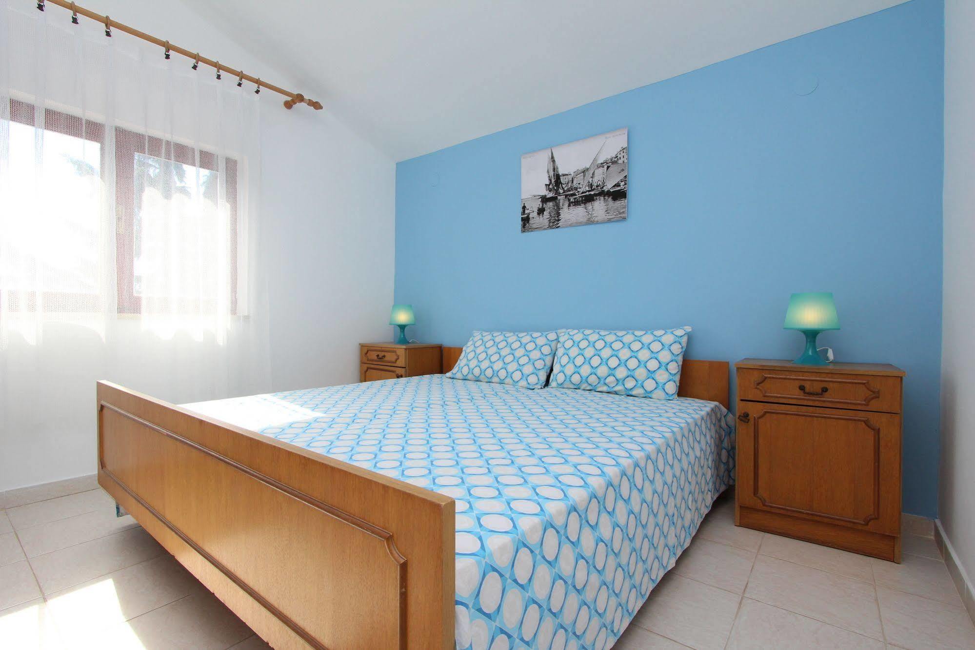 Apartments Tara Rovinj Exterior foto
